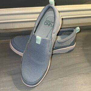 Women's Ryka Blue Amelia Slip On Shoes size 10.